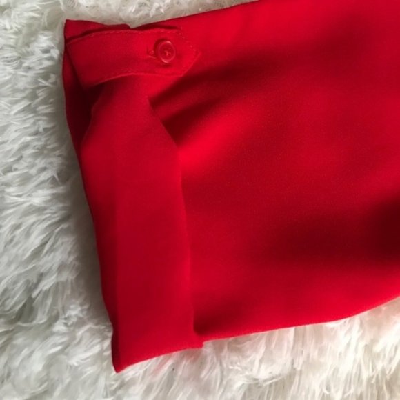 Express V-Neck Blouse - Picture 4 of 4